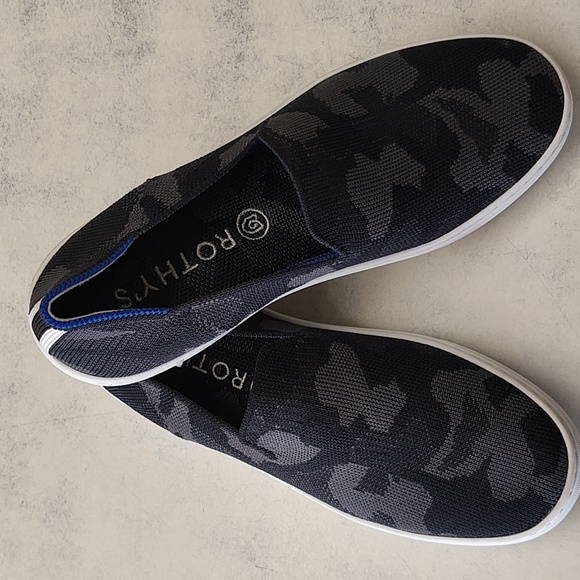 Rothy's The original slip on sneakers-Retired - Picture 3 of 15